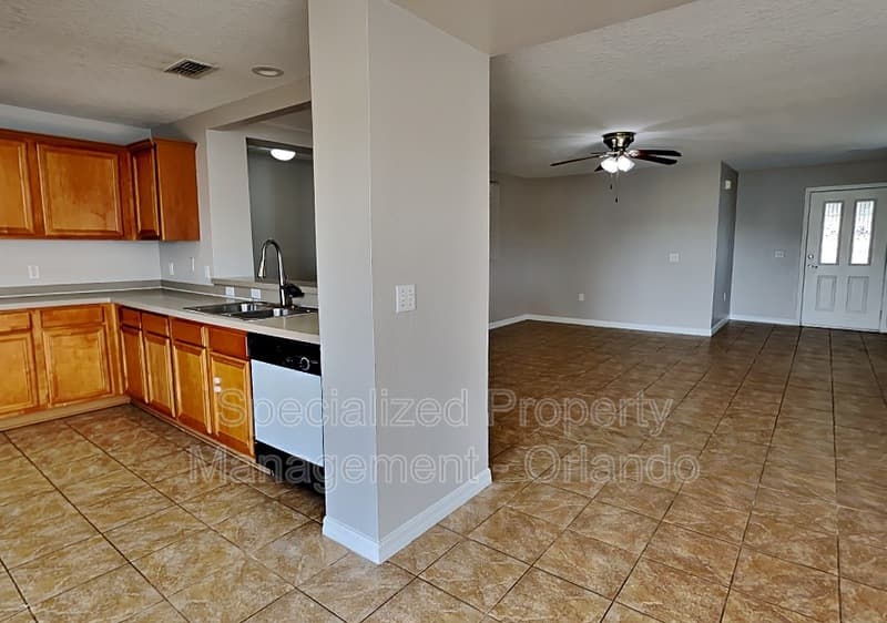 Poinciana House: 1388 N Platte Ct