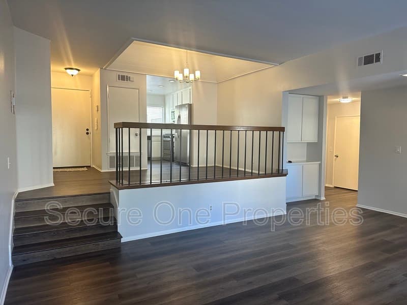Simi Valley Condo: 3264 Darby Street