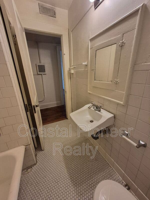 Tampa Condo: 4015 N Seminole Ave