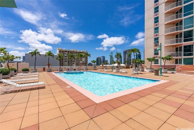 Honolulu Condo: 801 S. King Street