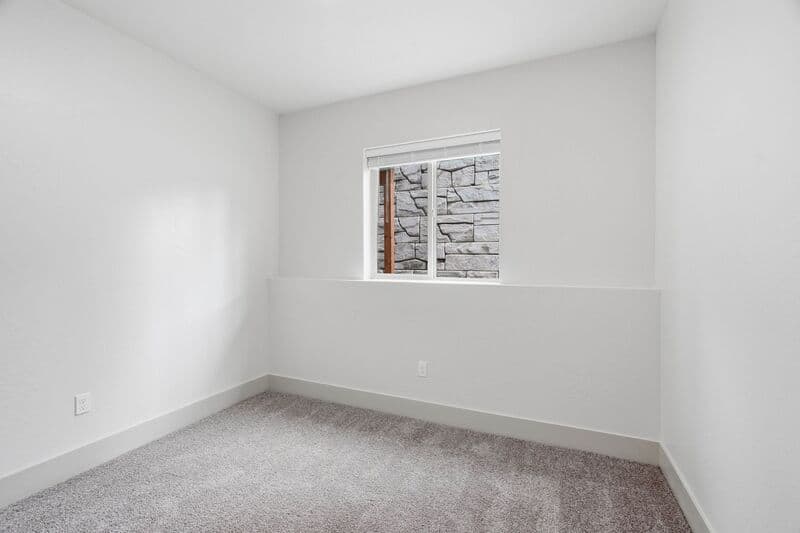 Coeur d'Alene Condo: 1808 North 15th Street - 101
