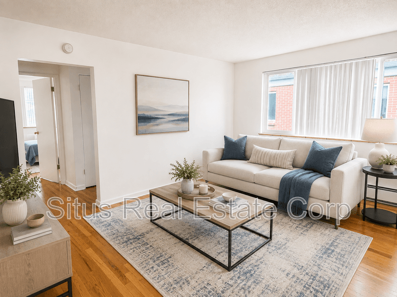 Denver House: 801 N. Dahlia Street
