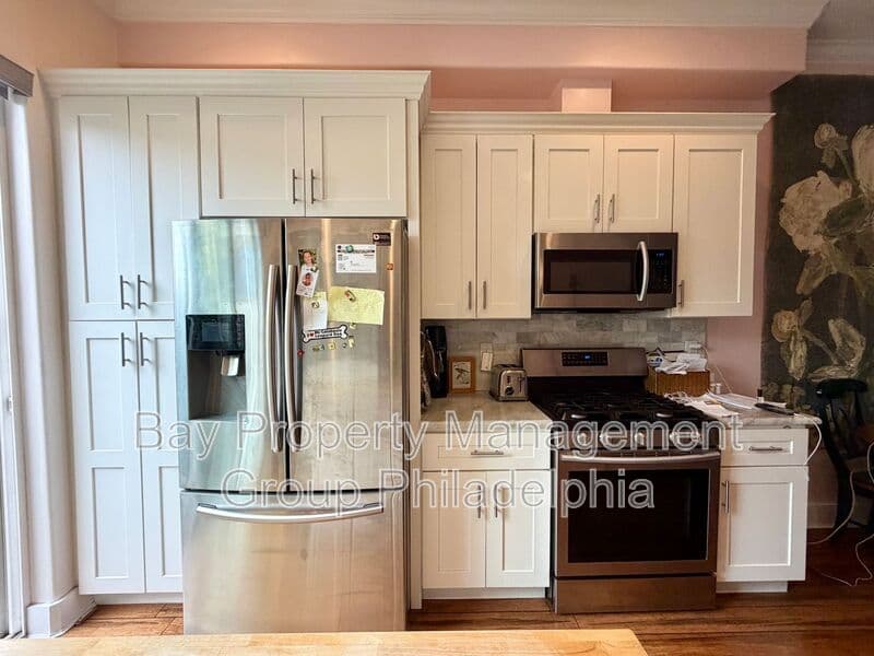 Philadelphia House: 1546 S Lambert St