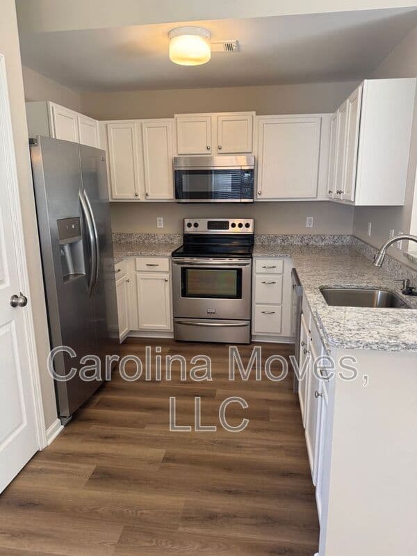 Simpsonville House: 210 Morell Dr.