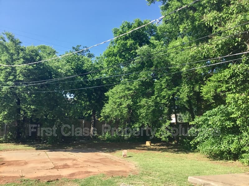Oklahoma City House: 112 NW 17th St