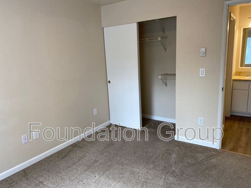 Seattle House: 400 10th Ave