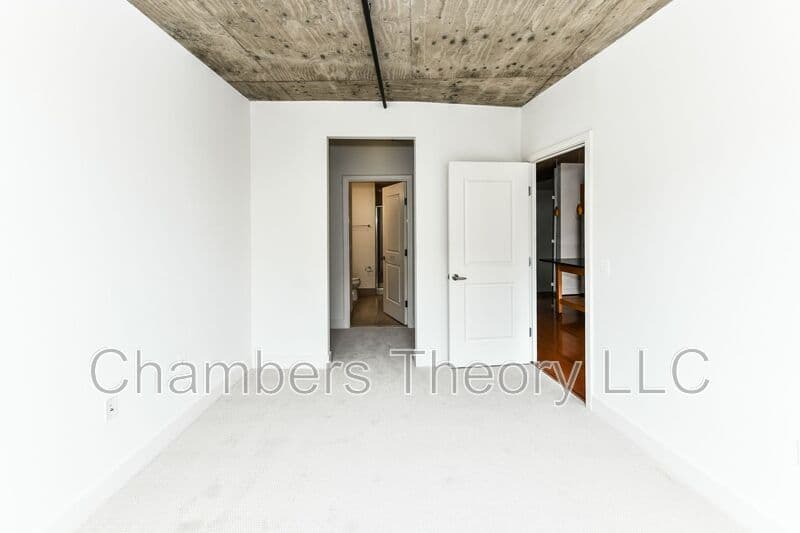 Washington Condo: 2125 14th St NW
