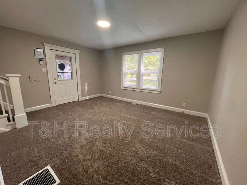 Indianapolis Condo: 4862 East 14th Street