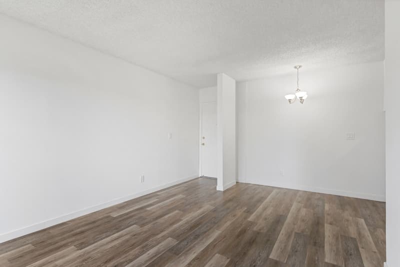 Los Angeles Condo: 12500 Culver Boulevard - 329