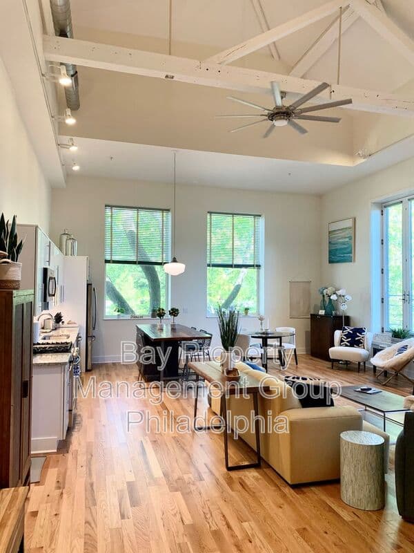Wyndmoor Condo: 1400 E Willow Grove Ave