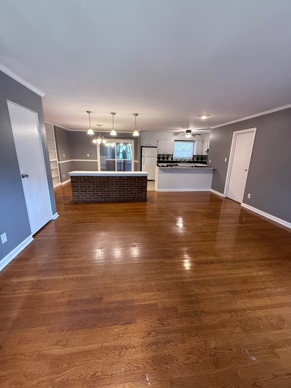 Huntsville House: 2503 Birchfield Street NW