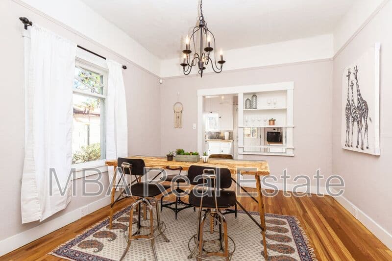 Phoenix Condo: 1325 W Woodland Ave