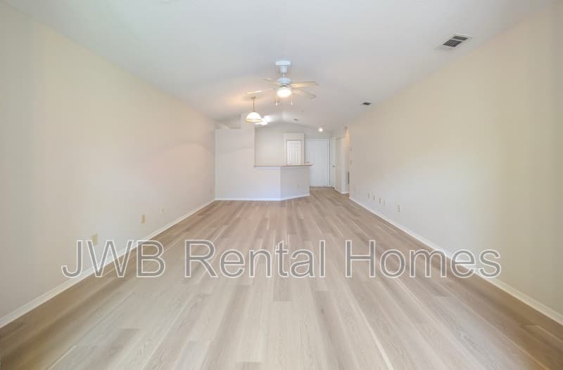 Jacksonville Condo: 13810 Sutton Park Dr N #535
