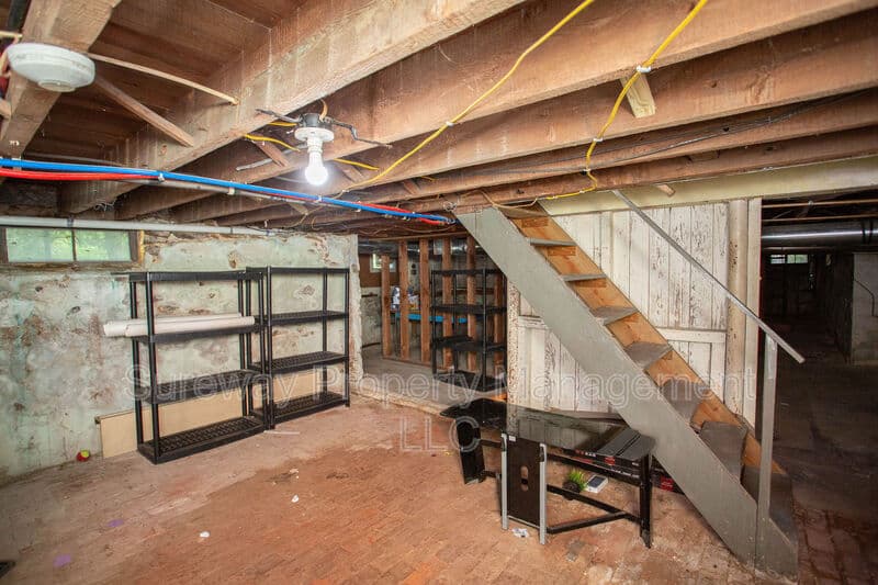 Medford House: 16 Union St