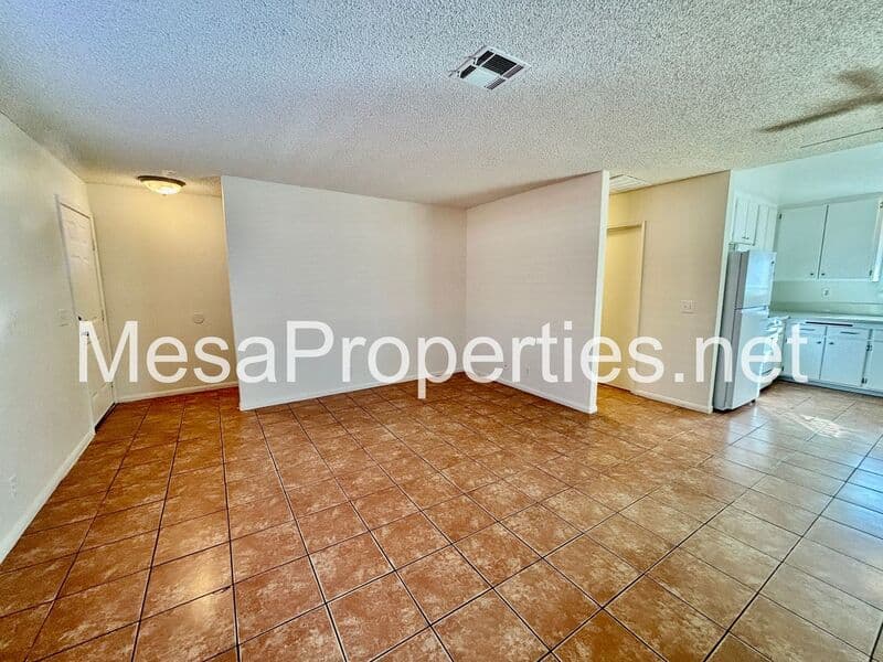Apple Valley Condo: 21480 Laguna Rd.