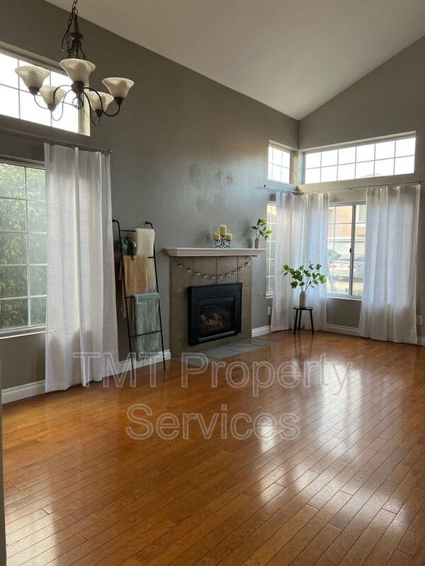 Santa Maria House: 260 Moon Dance Drive
