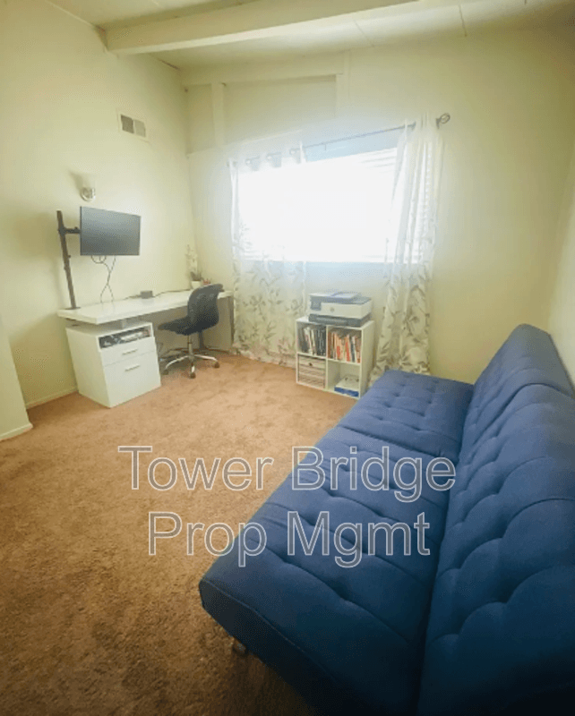 Sacramento House: 5936 41st Street