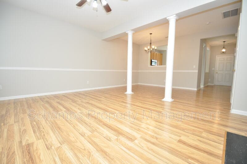 Raleigh House: 10945 Pendragon Pl