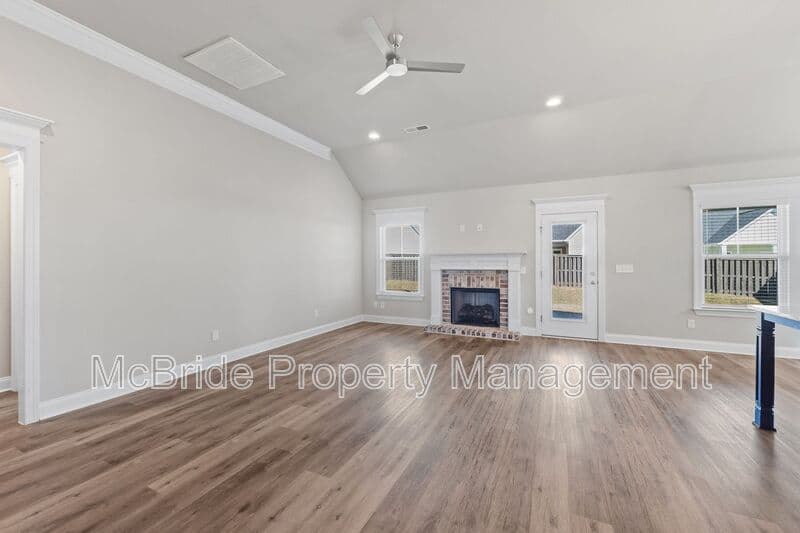 Evans House: 3031 Rosewood Drive