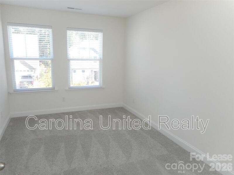 Belmont House: 1566 Cedar Tree Dr