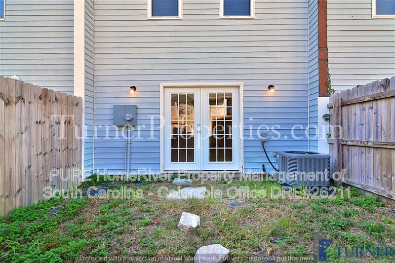Columbia House: 308 Percival Rd