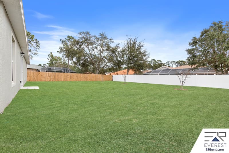 Palm Coast House: 9 Roxland Lane