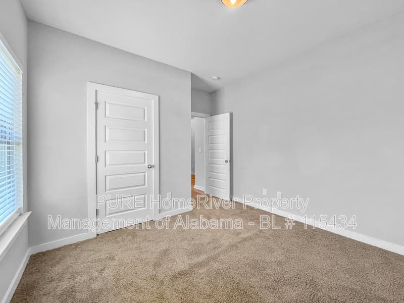 Meridianville House: 221 John Harold Dr