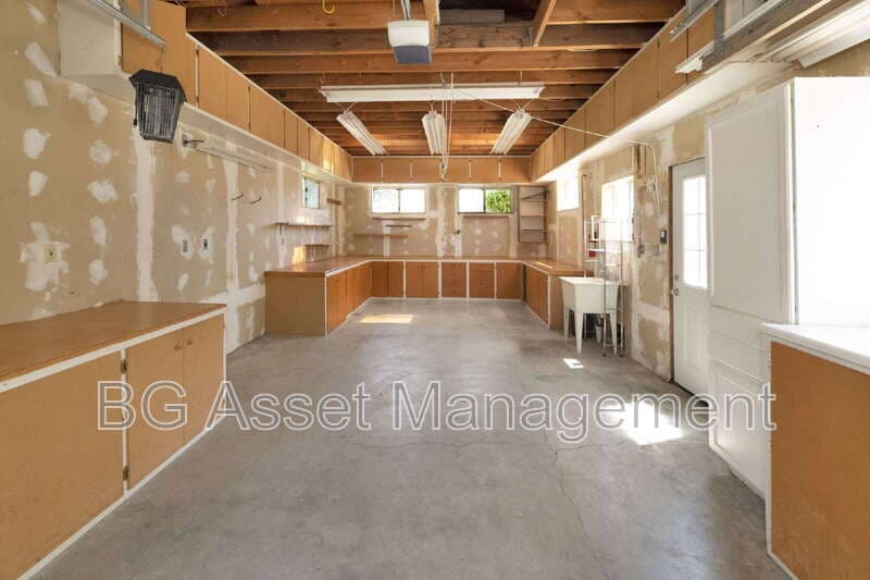 Pinole House: 2359 Prune St