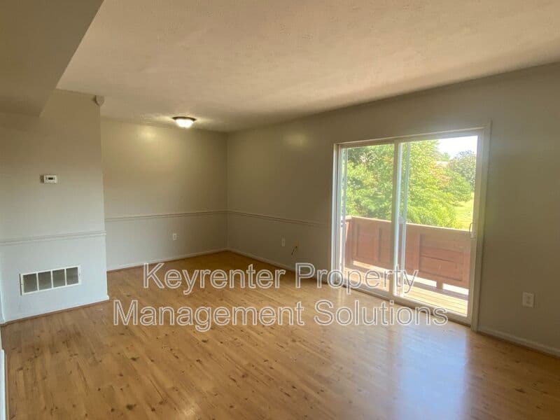 Staunton Condo: 2337 Morris Mill Rd