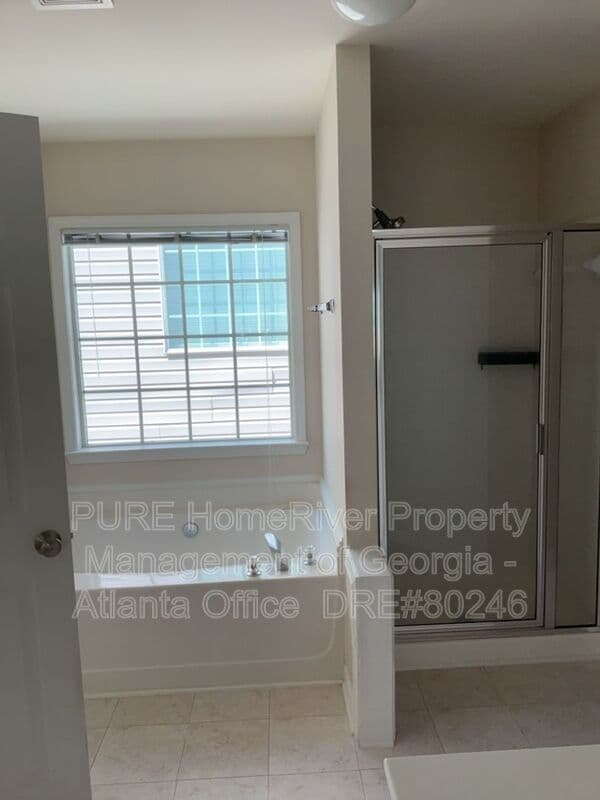 Kennesaw House: 1624 Hemburg Trce NW