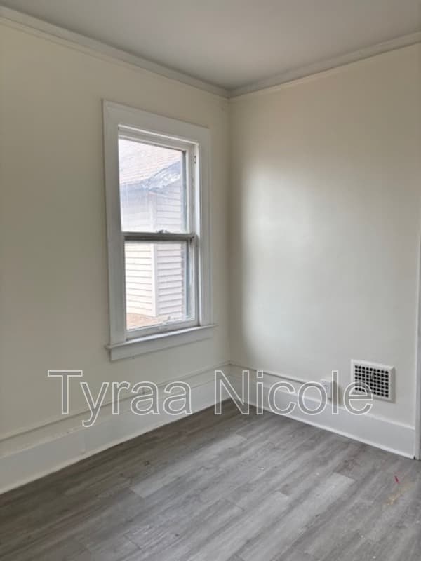 Detroit House: 2285 Cortland Street