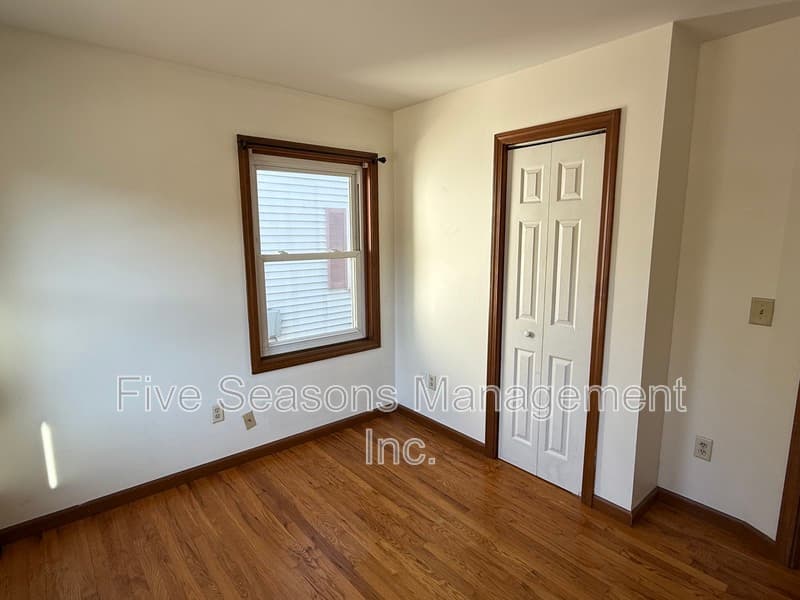 Burlington Condo: 358-360 North Winooski Avenue - 1