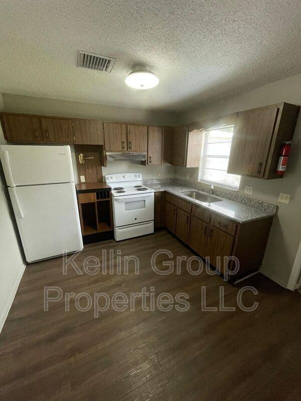Lake Alfred Condo: 160 N Nekoma Ave