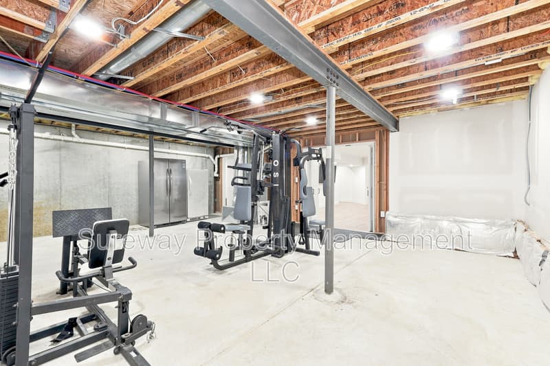 Pemberton House: 13 Grist Mill Ct
