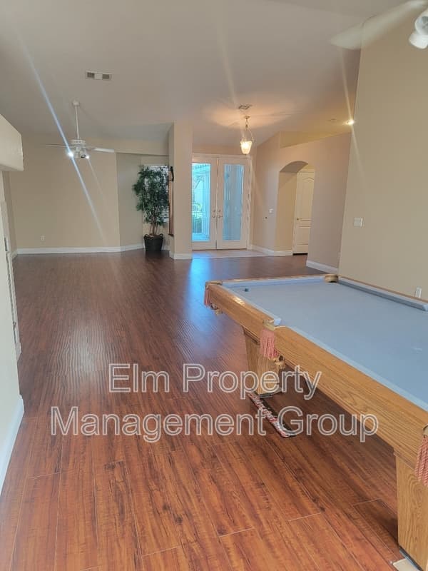 Las Vegas House: 1025 Trophy Club Drive