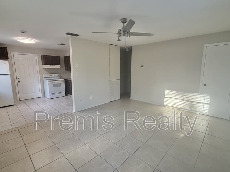 Clearwater Condo: 1356 Boylan Avenue A