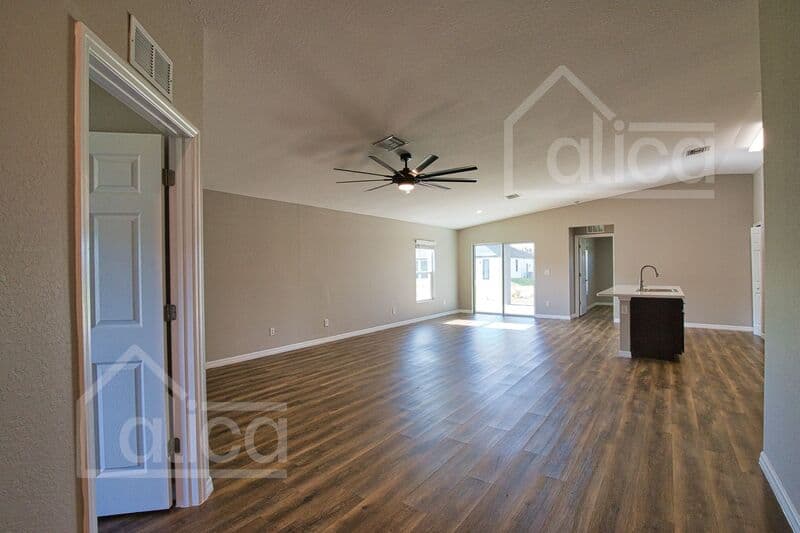 Lehigh Acres House: 2510 14th St Sw