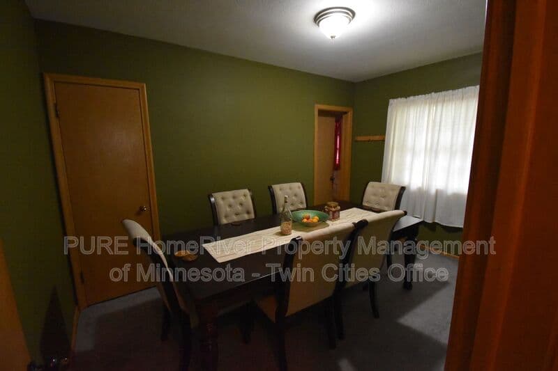Richfield House: 7409 Bryant Ave S