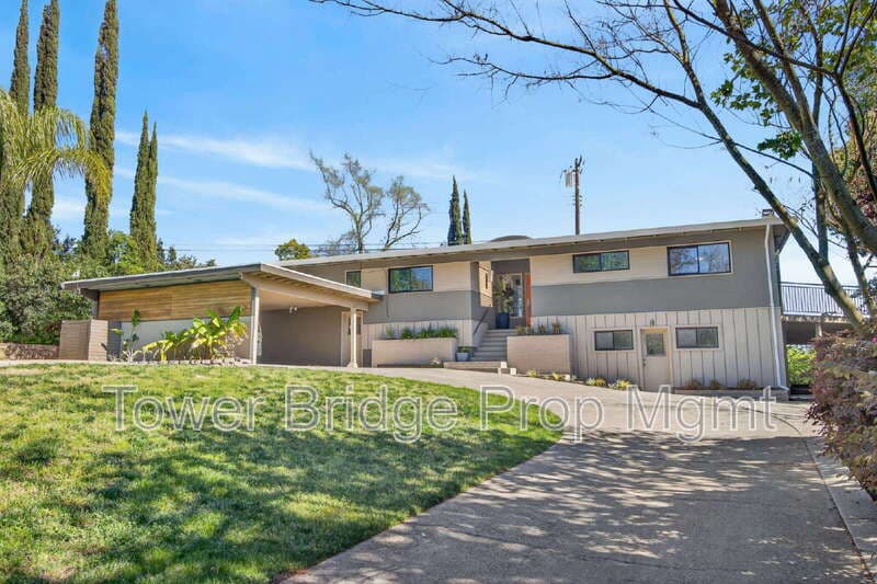 Fair Oaks House: 3937 Orangewood Dr
