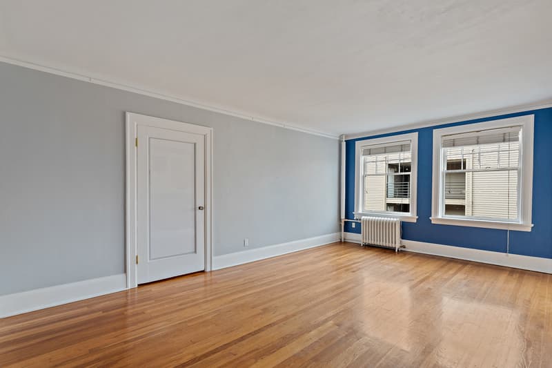 Seattle Condo: 321 Boylston Ave E