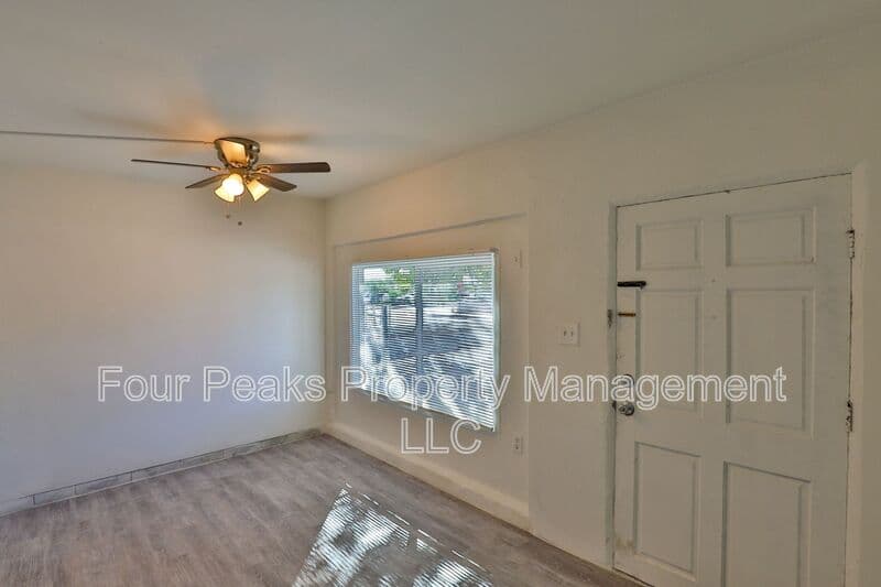 Phoenix House: 102 E. Hatcher Rd.