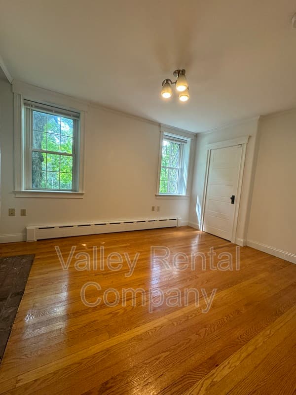 Hadley Condo: 4 Lawrence Plain Road - 1