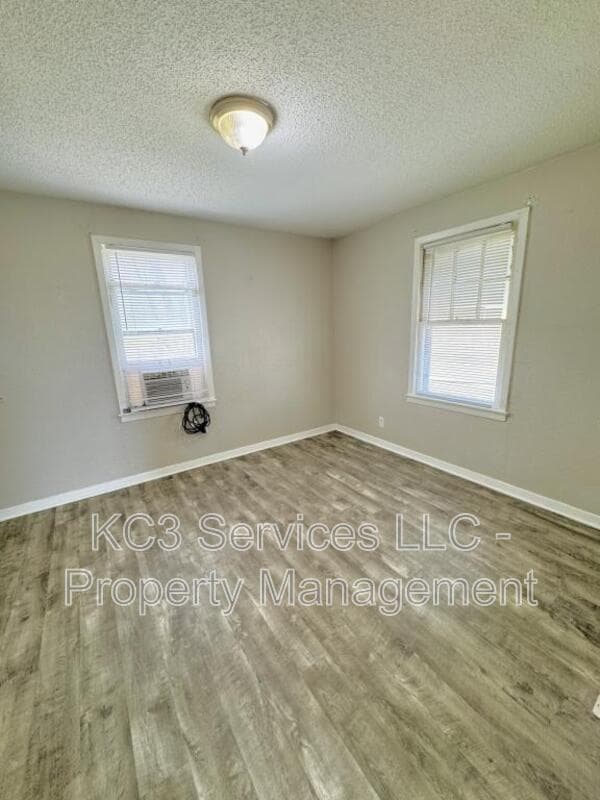 Kansas City Condo: 6131 NE Vivion Rd