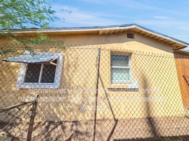 Phoenix House: 817 S 3rd Ave