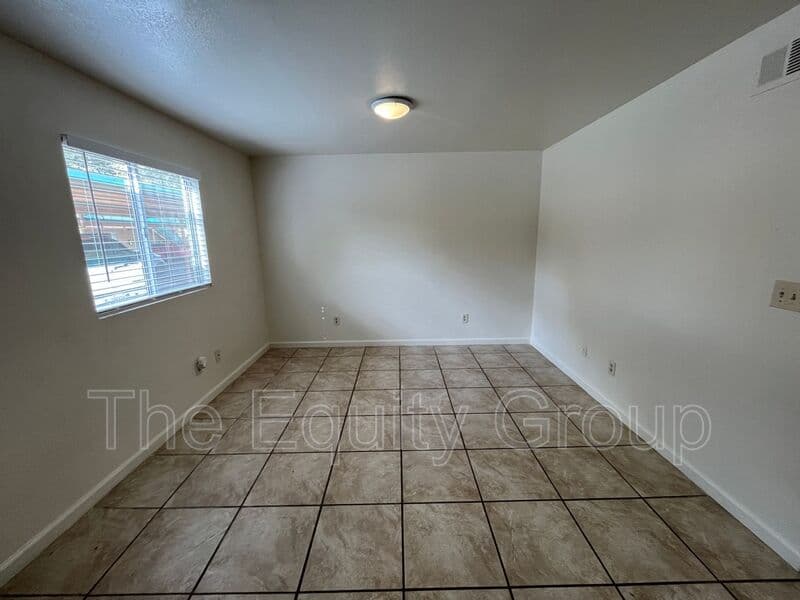 Porterville Condo: 120 E Henderson Ave