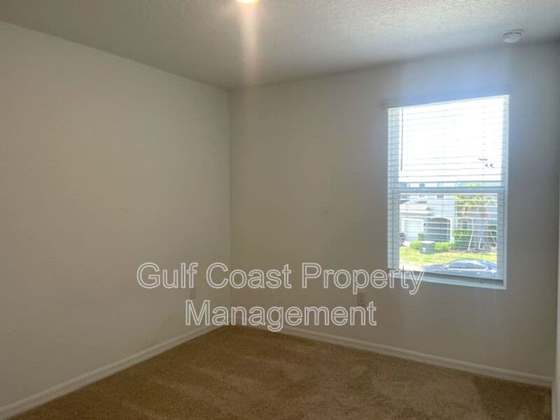 Nokomis House: 5730 Archipelago Street