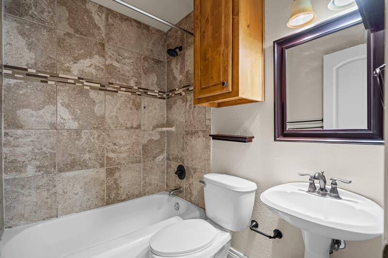 Fort Worth House: 2609 Benbrook Boulevard
