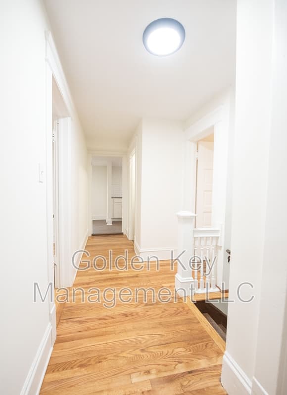 North Olmsted Condo: 5195 Dover Center Road - 2