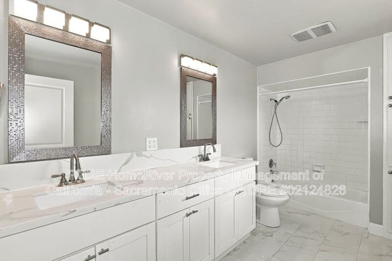 Carmichael House: 5805 Cada Circle