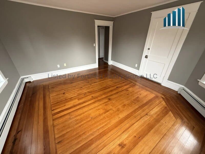 Fall River Condo: 76 Angell St